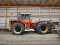 Tractors Versatile 875 Tractor