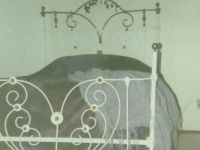 Antiques MID 1800's ANTIQUE BRASS & IRON 4 POSTER BED