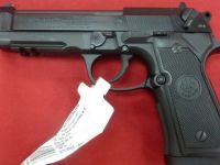 Guns & Hunting Supplies NIB Beretta 96A1 40 S&W Pistol 96-A1