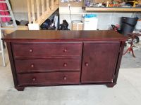 Furniture Change table / dresser
