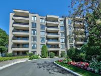 Houses For Sale Spacieux Condo for sale - Montreal (Saint-Laurent)