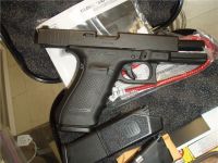 Guns & Hunting Supplies Glock 21 Gen4 45 ACP 3 mags Night Sights